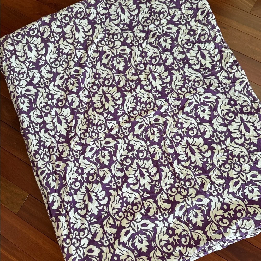 POTTERY BARN TWIN 100% COTTON DUVET COVER PURPLE AND WHITE